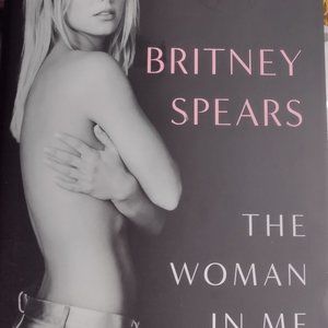Britney Spears - The Woman in Me book